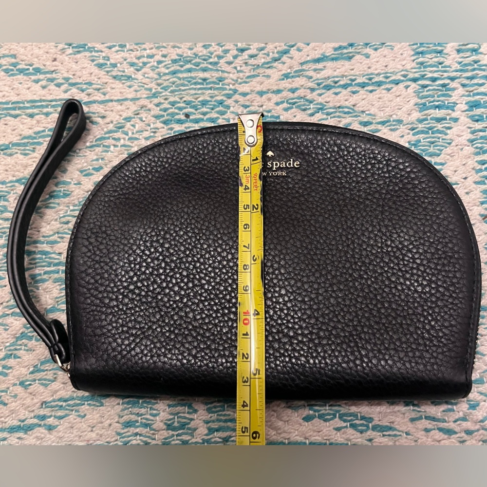Kate Spade Black Half Moon Leather Wristlet - Picture 8 of 9